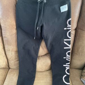 CK joggers
